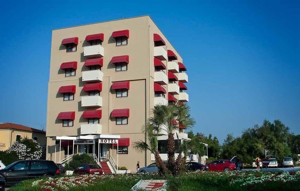 Hotel Elisabeth Due Fano Zewnętrze zdjęcie